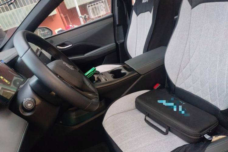 Used BYD Qin PLUS 2025 DM-i Smart Drive 55KM Leading Model Left Front Seat