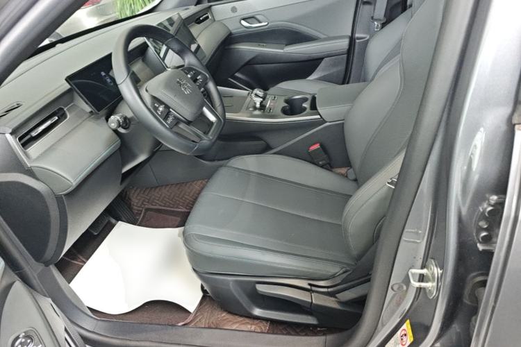 Used BYD Qin PLUS 2025 EV Smart Drive Edition 420KM Leading Model Left Front Seat