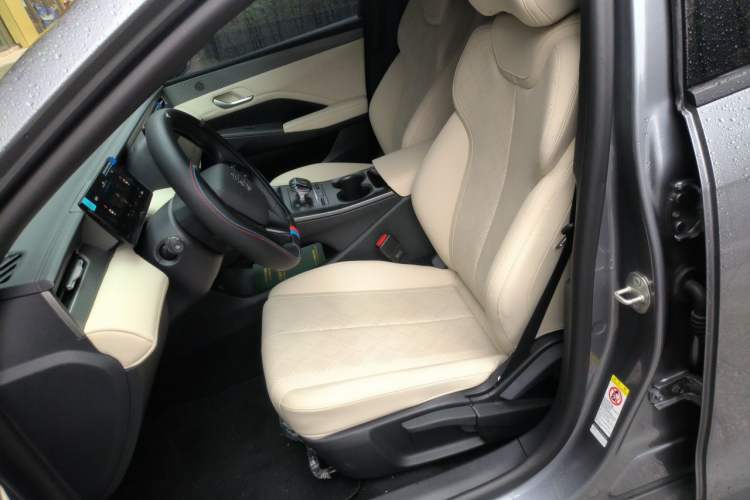 Used BYD Qin PLUS 2025 DM-i Smart Drive 55KM Leading Model Left Front Seat