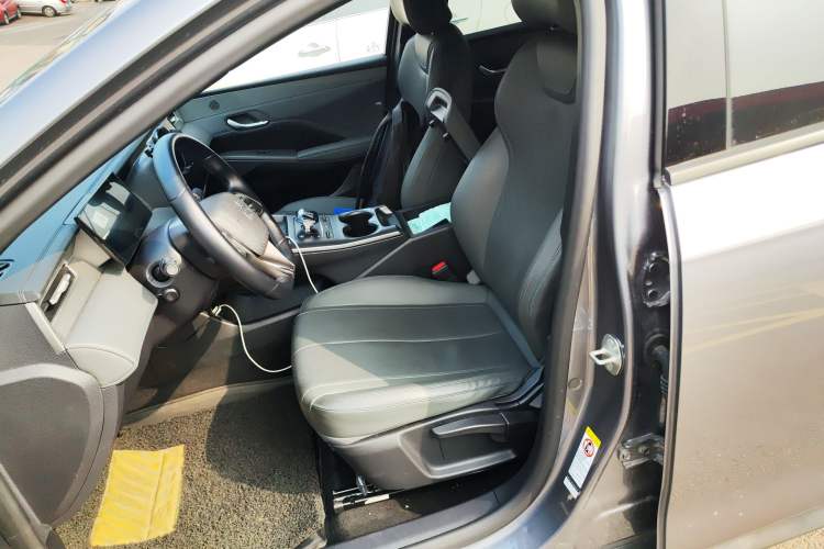 Used BYD Qin PLUS 2025 DM-i Smart Drive 55KM Leading Model Left Front Seat