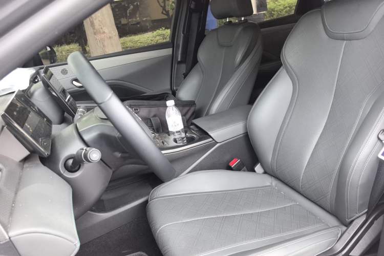 Used BYD Qin PLUS 2025 DM-i Smart Drive 55KM Leading Model Left Front Seat