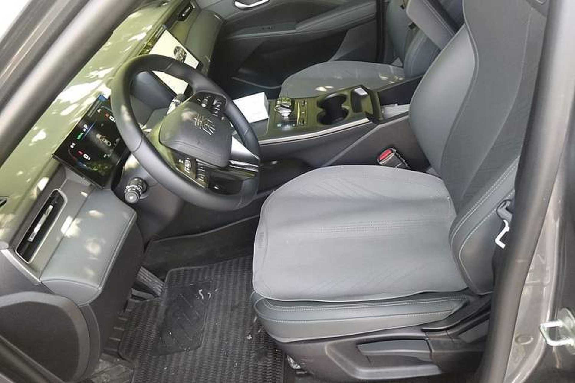 Used BYD Qin PLUS 2025 DM-i Smart Drive 55KM Leading Model Left Front Seat