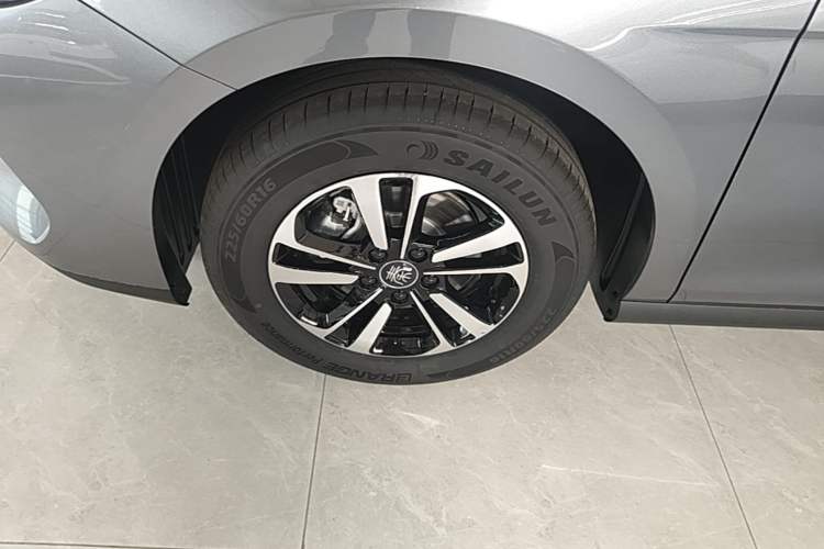 Used BYD Qin PLUS  Left Front Wheel Hub