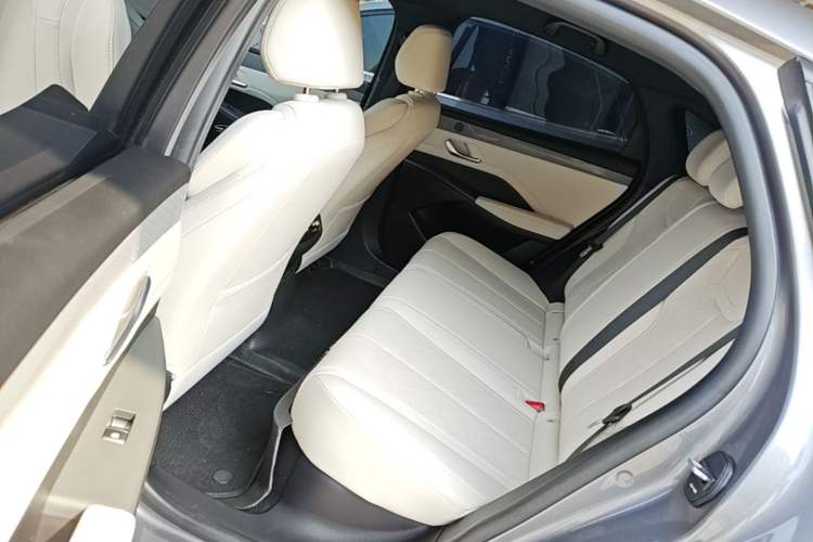 Used BYD Qin PLUS 2025 DM-i Smart Drive 55KM Leading Model Left Rear Seat