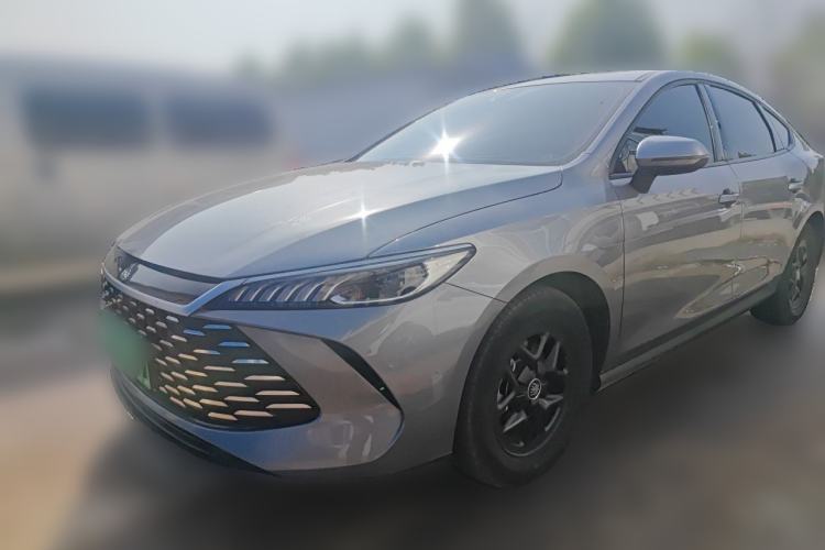 BYD Qin PLUS 2025 DM-i Smart Drive 55KM Leading Model