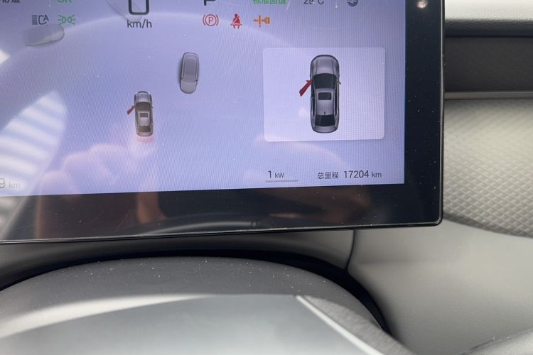 Used BYD Qin PLUS 2025 EV Smart Drive Edition 420KM Leading Model Odometer Close Up