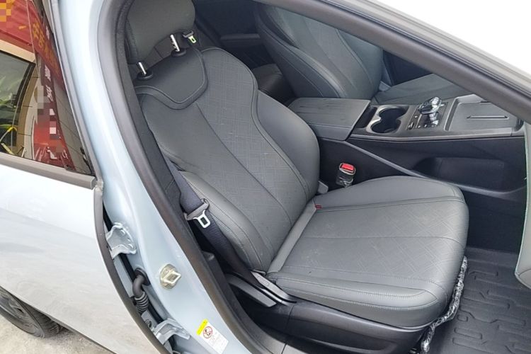 Used BYD Qin PLUS 2025 DM-i Smart Drive 55KM Leading Model Right Front Seat