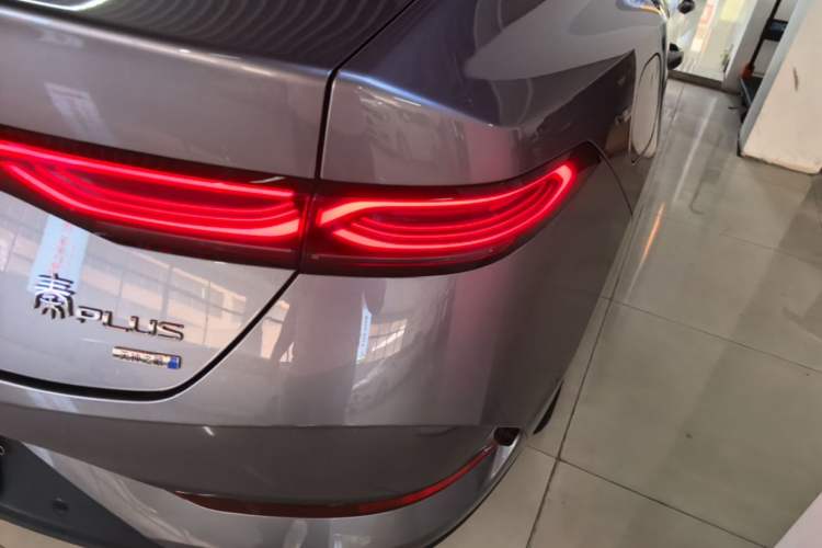Used BYD Qin PLUS 2025 DM-i Smart Drive 55KM Beyond Model Right Rear Taillight