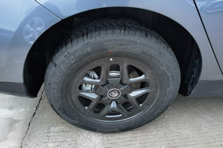 Used BYD Qin PLUS  Right Rear Wheel Hub