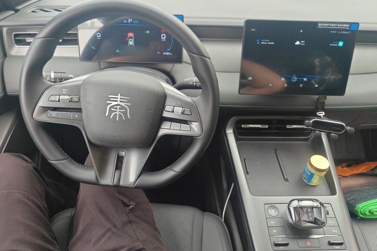 Used BYD Qin PLUS 2025 DM-i Smart Drive 55KM Leading Model Steering Wheel