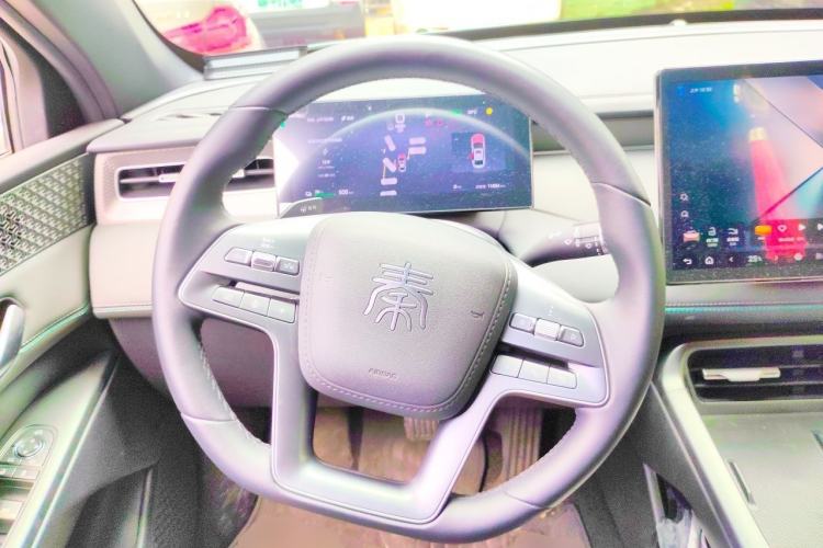 Used BYD Qin PLUS 2025 EV Smart Drive Edition 510KM Leading Model Steering Wheel