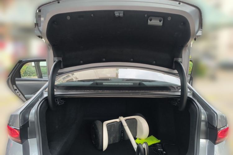 Used BYD Qin PLUS 2025 DM-i Smart Drive 55KM Beyond Model Trunk