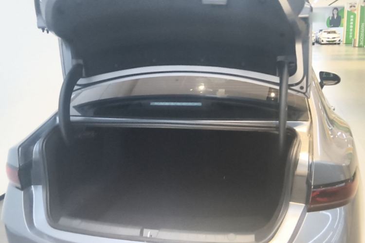 Used BYD Qin PLUS 2025 DM-i Smart Drive 55KM Leading Model Trunk