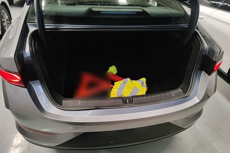 Used BYD Qin PLUS 2025 DM-i Smart Drive 120KM Superior Model Trunk