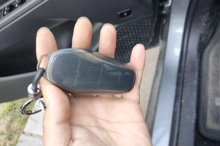 Used BYD Qin PLUS 2025 DM-i Smart Drive 55KM Leading Model Vehicle Key