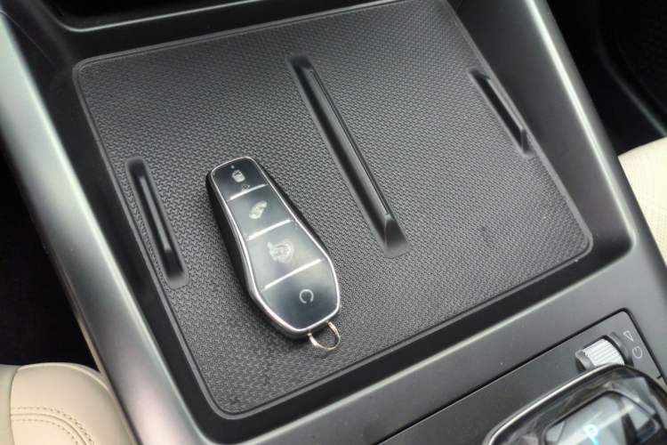 Used BYD Qin PLUS 2025 DM-i Smart Drive 55KM Leading Model Vehicle Key