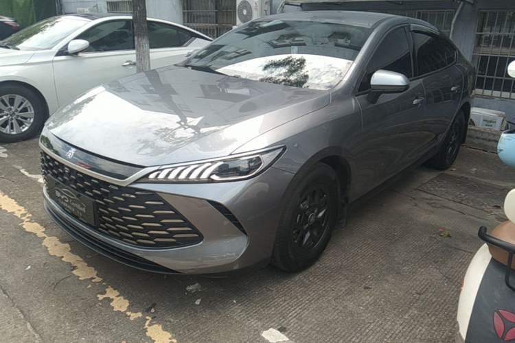 Used BYD Qin PLUS 2025 DM-i Smart Drive 55KM Leading Model Guazi used car, China used car export, Used car for sale, Used cars, Cheapest cars for sale
