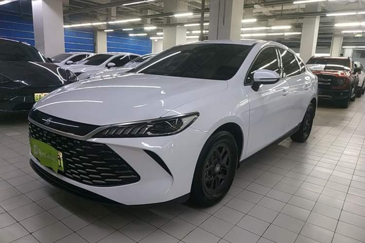 Used BYD Qin PLUS 2025 DM-i Smart Drive 55KM Leading Model Guazi used car, China used car export, Used car for sale, Used cars, Cheapest cars for sale