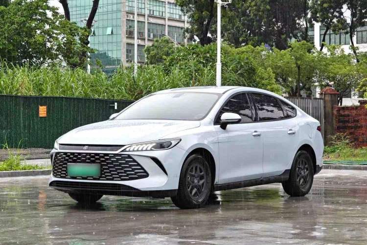 BYD Qin PLUS 2025 DM-i Smart Drive 55KM Leading Model