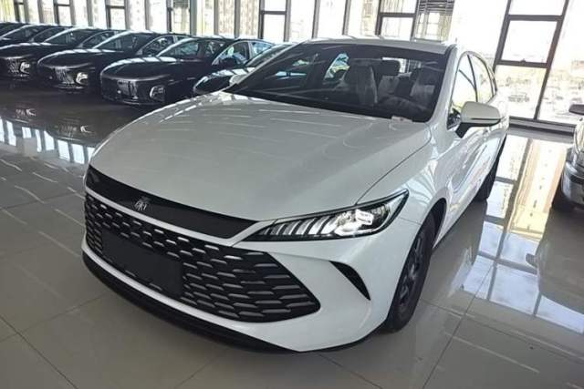 Used BYD Qin PLUS 2025 DM-i Smart Drive 55KM Leading Model