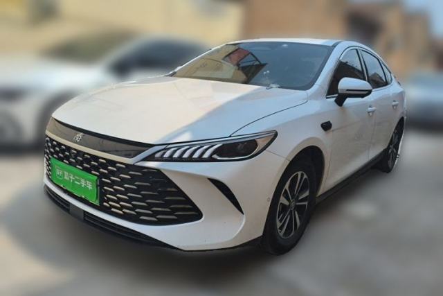 BYD Qin PLUS 2025 DM-i Smart Drive 55KM Beyond Model с пробегом