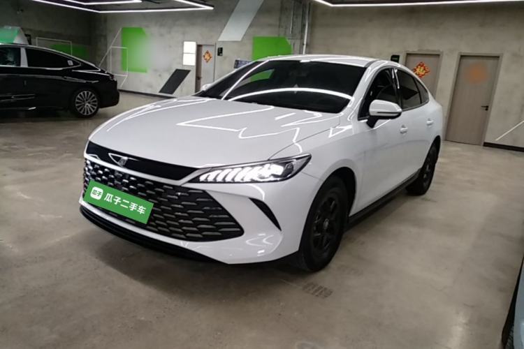 Used BYD Qin PLUS 2025 DM-i Smart Drive 55KM Leading Model Guazi used car, China used car export, Used car for sale, Used cars, Cheapest cars for sale