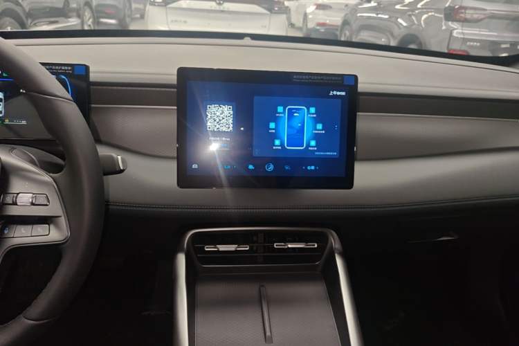 Used BYD Qin PLUS  Audio And AC Panel
