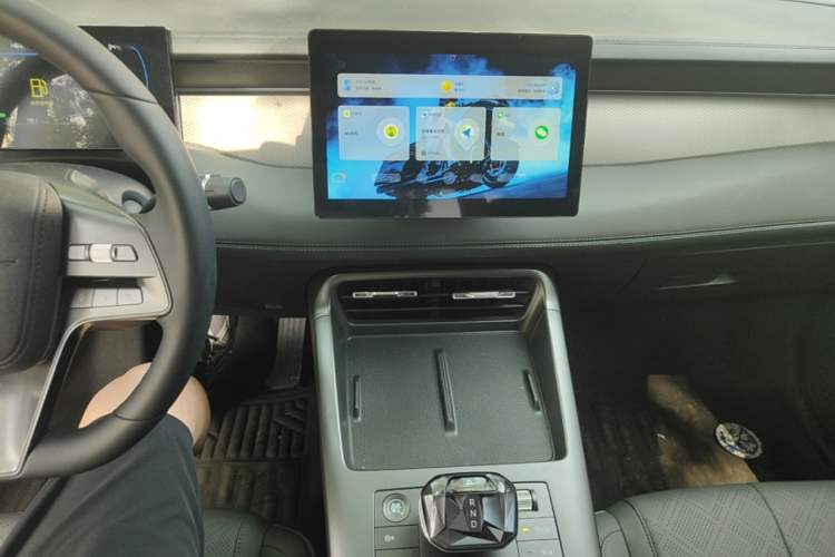 Used BYD Qin PLUS 2025 DM-i Smart Drive 55KM Leading Model Audio And AC Panel