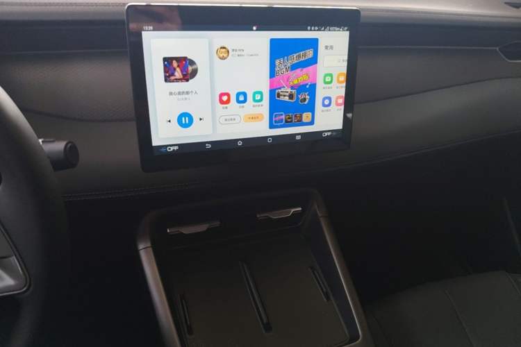 Used BYD Qin PLUS 2025 DM-i Smart Drive 55KM Leading Model Audio And AC Panel
