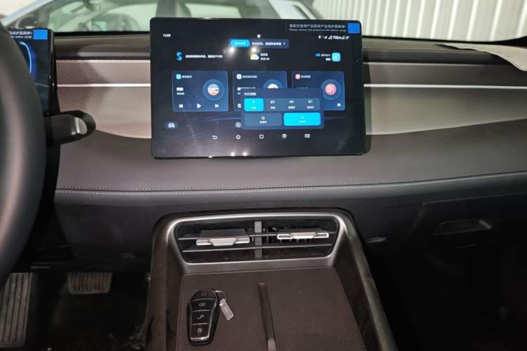 Used BYD Qin PLUS  Audio And AC Panel