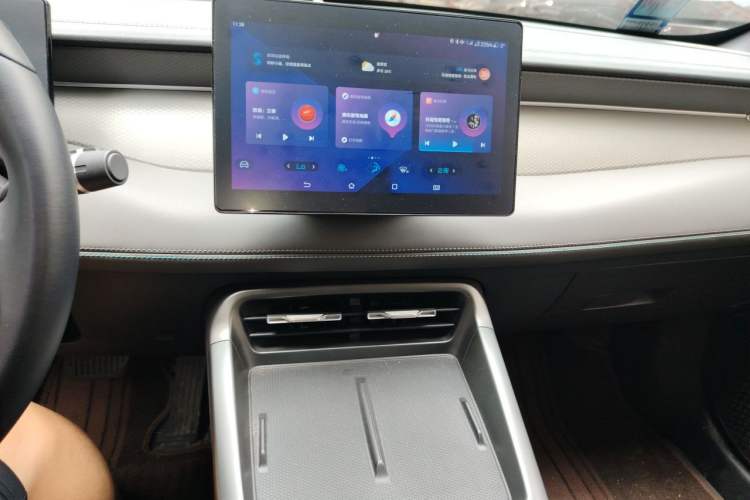 Used BYD Qin PLUS 2025 DM-i Smart Drive 55KM Leading Model Audio And AC Panel