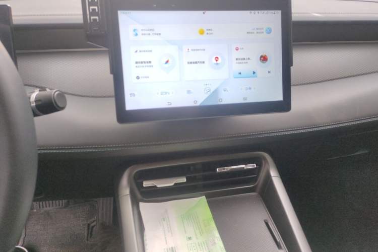 Used BYD Qin PLUS 2025 DM-i Smart Drive 55KM Leading Model Audio And AC Panel