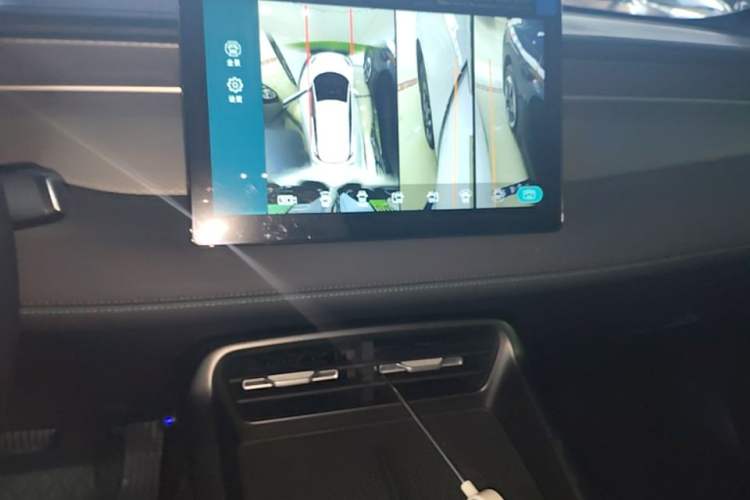 Used BYD Qin PLUS  Audio And AC Panel