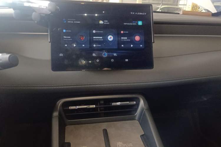 Used BYD Qin PLUS 2025 DM-i Smart Drive 55KM Leading Model Audio And AC Panel