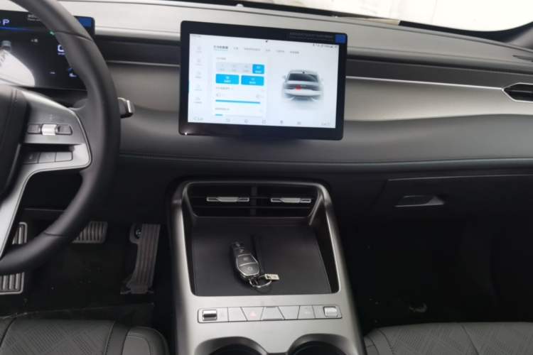 Used BYD Qin PLUS  Audio And AC Panel