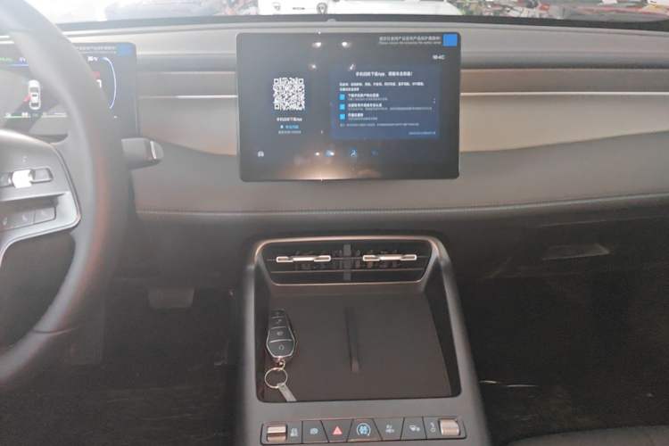 Used BYD Qin PLUS  Audio And AC Panel