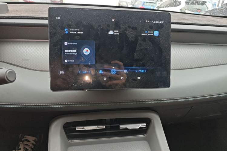 Used BYD Qin PLUS 2025 DM-i Smart Drive 55KM Leading Model Audio And AC Panel