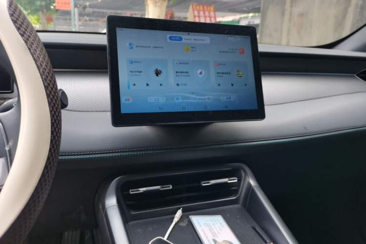 Used BYD Qin PLUS 2025 DM-i Smart Drive 55KM Leading Model Audio And AC Panel