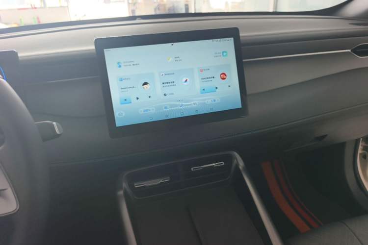Used BYD Qin PLUS  Audio And AC Panel