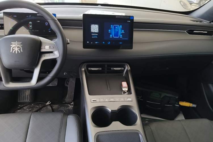 Used BYD Qin PLUS  Audio And AC Panel
