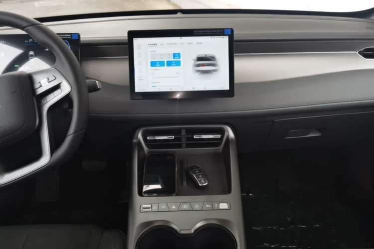 Used BYD Qin PLUS  Audio And AC Panel
