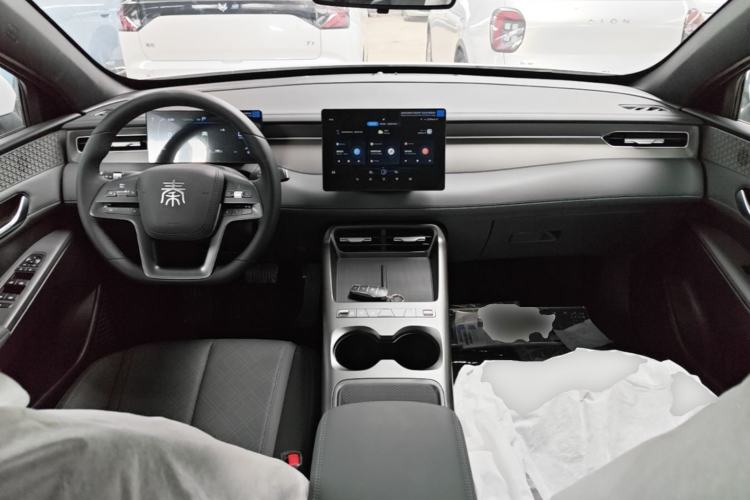Used BYD Qin PLUS  Center Console