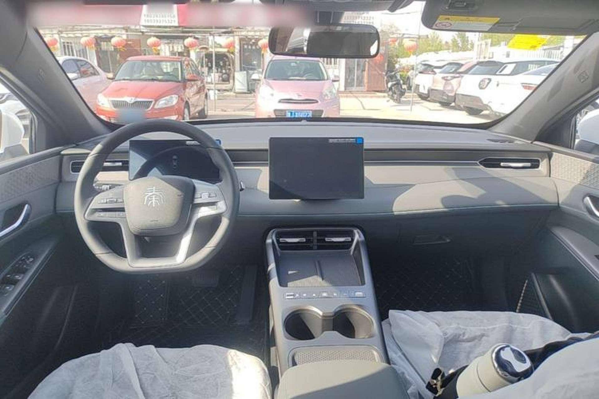 Used BYD Qin PLUS  Center Console