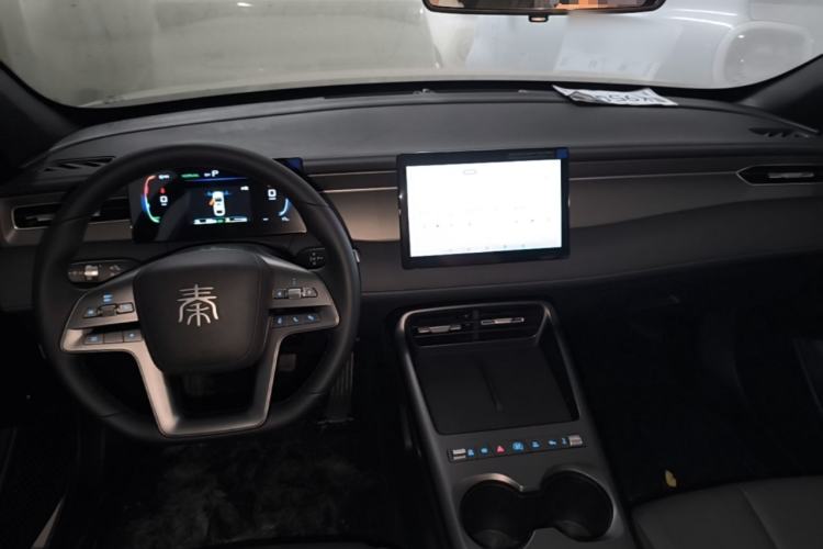 Used BYD Qin PLUS  Center Console
