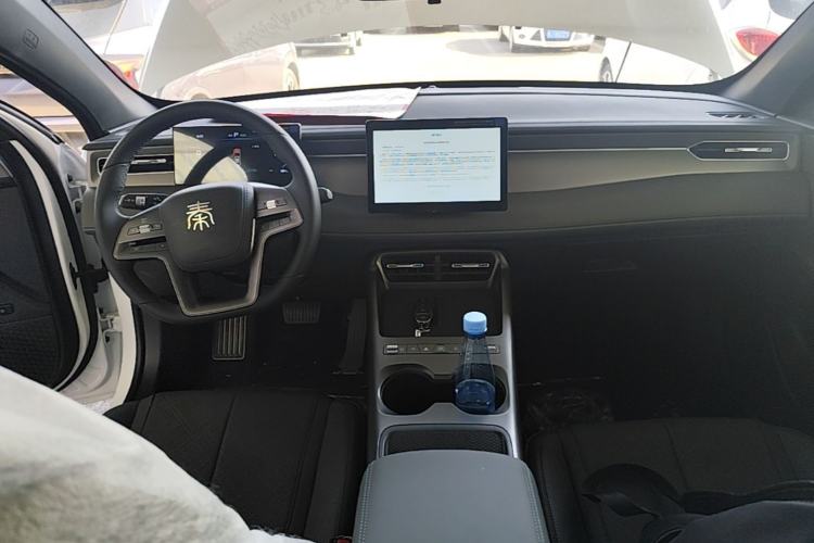 Used BYD Qin PLUS  Center Console