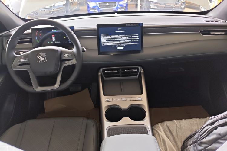 Used BYD Qin PLUS  Center Console
