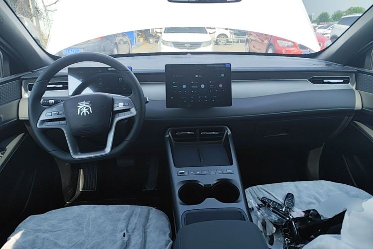Used BYD Qin PLUS  Center Console