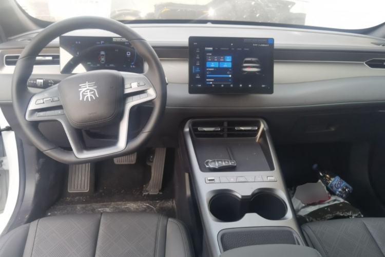 Used BYD Qin PLUS  Center Console