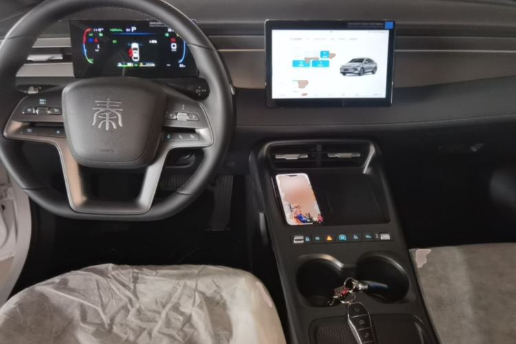 Used BYD Qin PLUS  Center Console