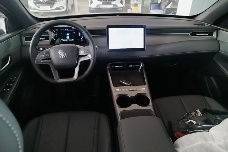 Used BYD Qin PLUS  Center Console